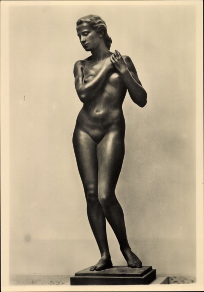 Postcard sculpture by Rudolf Kaesbach, Spring of Life, HDK 537, female nude