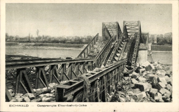 Ak Chalampé Eichwald Elsass Haut Rhin, Gesprengte Eisenbahnbrücke