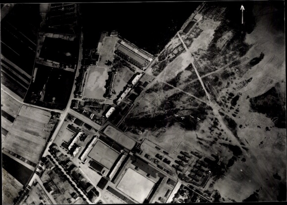 Foto Karlsruhe in Baden, Fliegeraufnahme vom Flugplatz