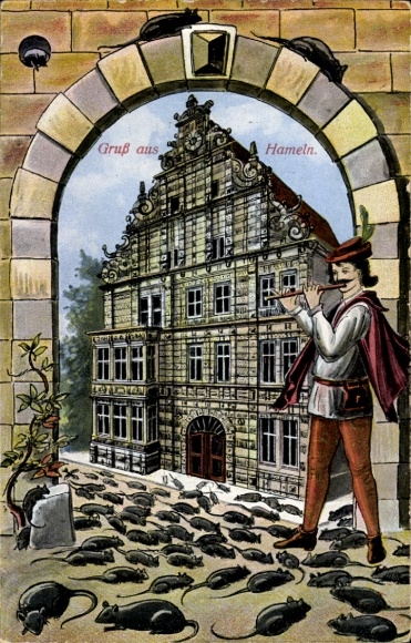 Artist PC Hameln in Lower Saxony, Pied Piper in archway with flute