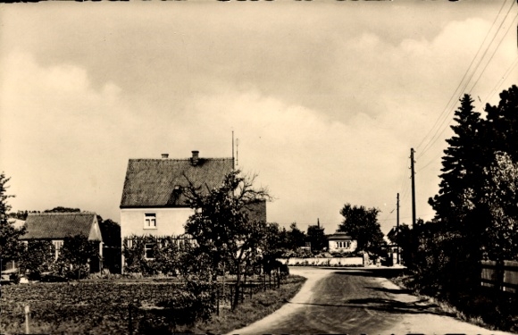 Ak Diesbar Seußlitz Elbe district van Meißen, straat in het dorp, woongebouw