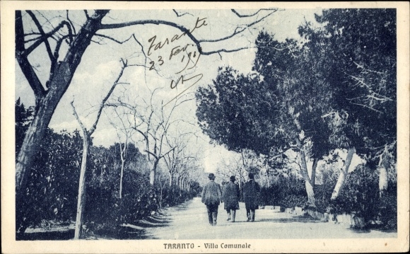 Postcard Taranto Puglia, Villa Comunale, Spaziergang
