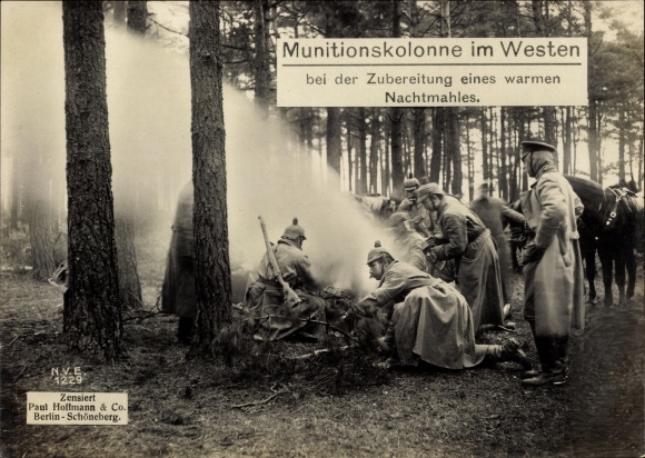 Postcard Munitions column in the west, preparing a supper, I WW