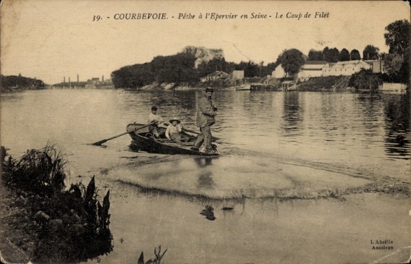 Postcard Courbevoie Hauts de Seine, boat on the Seine, fisherman, two people in the boat, calm water