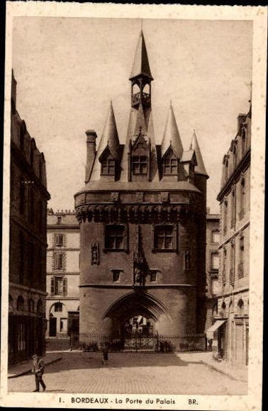 10 old PCs Bordeaux, different views