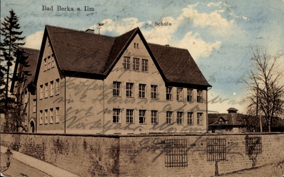 Ak Bad Berka in Thüringen, Schule, Bad Berka,  Architektur, ländliche Umgebung