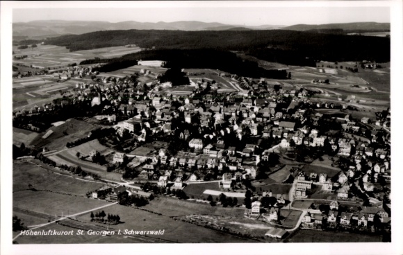 Ak St. Georgen im Schwarzwald, Ort, Fliegeraufnahme 