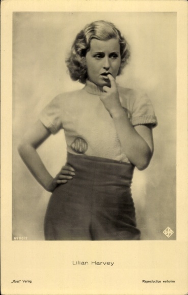 Postcard Actress Lilian Harvey, Portrait, Ufa Film