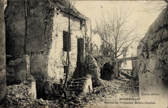 Ak Bessancourt Val d'Oise, Ruinen, beschädigte Gebäude, verlassene Umgebung, winterliche Landscha