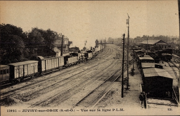 Ak Juvisy sur Orge Essonne, Vue sur la ligne PLM, Bahnhof, Gleisseite, Dampflok