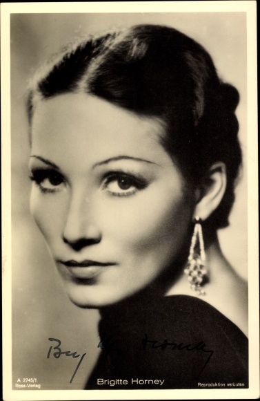 Postcard actress Brigitte Horney, portrait, Ross A 2745/1, autograph