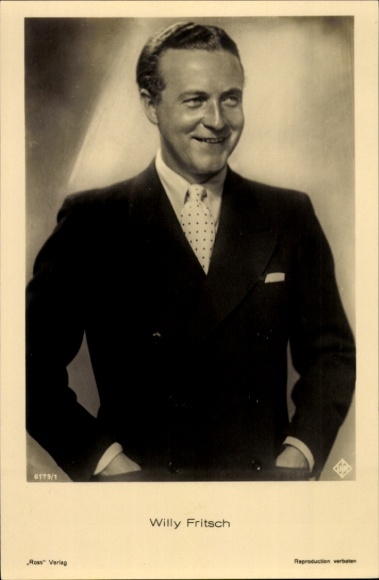Ak Schauspieler Willy Fritsch, Portrait, Ross Verlag 6179 1, UFA Film