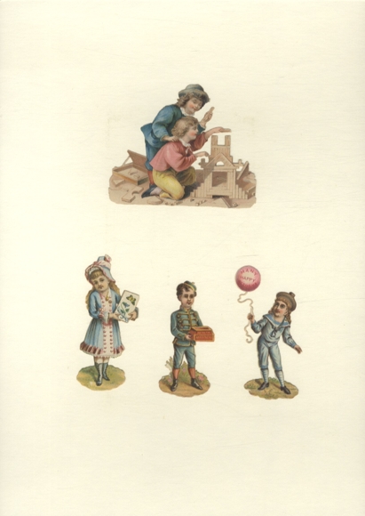 4 Oblaten spielende Kinder mit Bausteinen, Buch und Luftballon, ca. 7,5 x 9 cm bis 6,5 x 3 cm