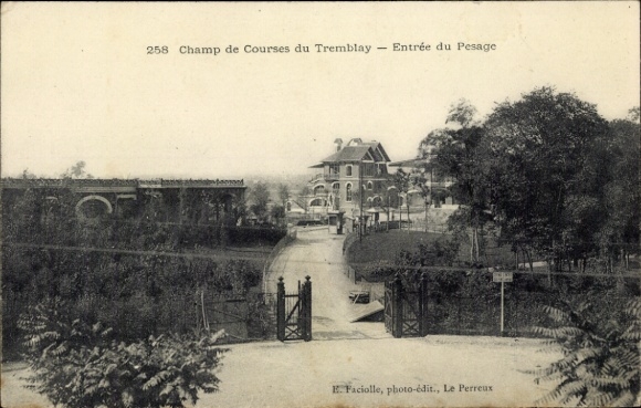Ak Le Perreux sur Marne Val de Marne, 258 Champ de Courses du Tremblay, Eingang, E. Faciolle, Le 