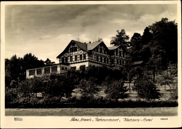 Ak Schöna Reinhardtsdorf in Sachsen, Blick auf das Wolfsberg Hotel, Hahn 13265
