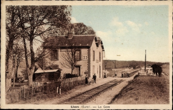 Postcard Lisors Eure, railway station