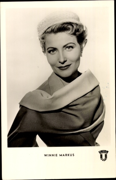 Postcard Actress Winnie Markus, portrait with Hat, They Call It Love
