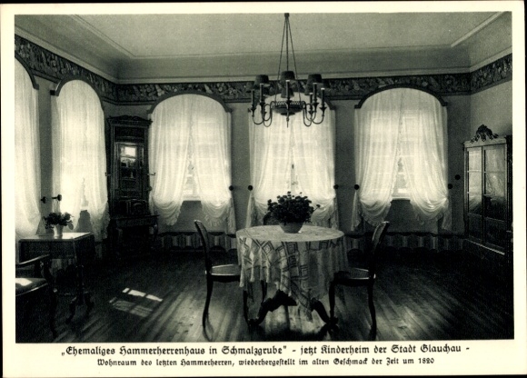Postcard Glauchau in Saxony, former Hammerherrenhaus, children's home living space, old furnishings