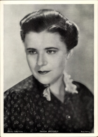 Photo actress Paula Wessely, portrait