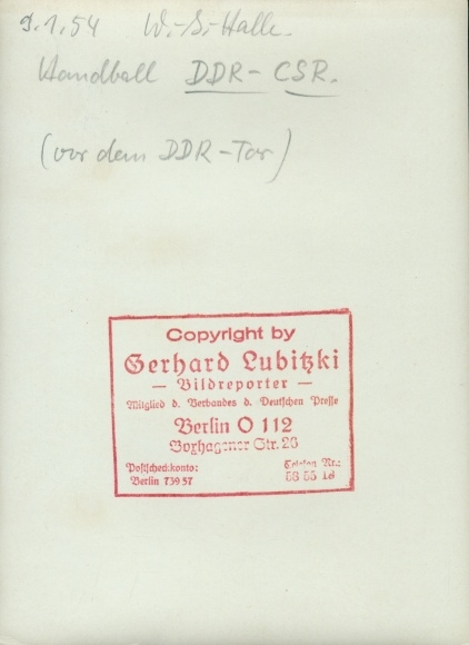 Photo Berlin Prenzlauer Berg, handball, GDR versus CSR, Werner Seelenbinder Halle, January 9, 1954
