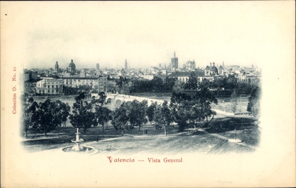 Ak Valencia Stadt Spanien, Panorama von  Brücke, Stadtansicht, Bäume, Fontäne