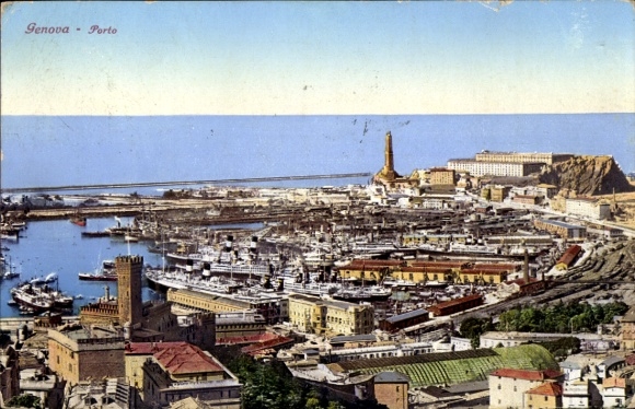 Ak Genova Genua Liguria, Hafenansicht von  viele Schiffe, blauer Himmel,  Architektur
