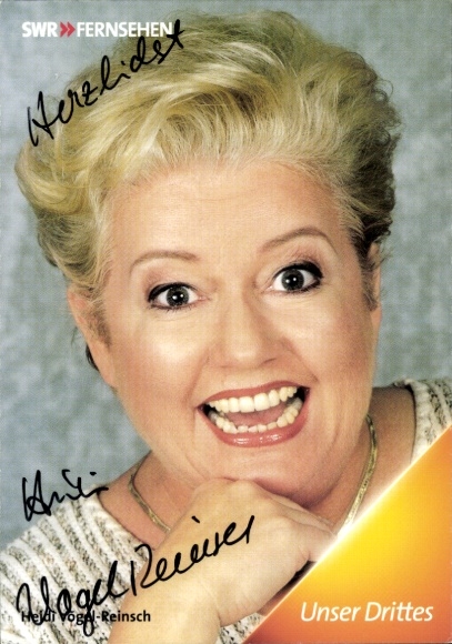Postcard actress Heidi Vogel-Reinsch, portrait as Leni in Die Fallers, autograph