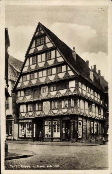Postcard Celle in Lower Saxony, half-timbered house, Hoppener Haus