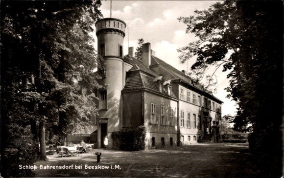 Ak Beeskow in der Mark, Schloss Bahrensdorf