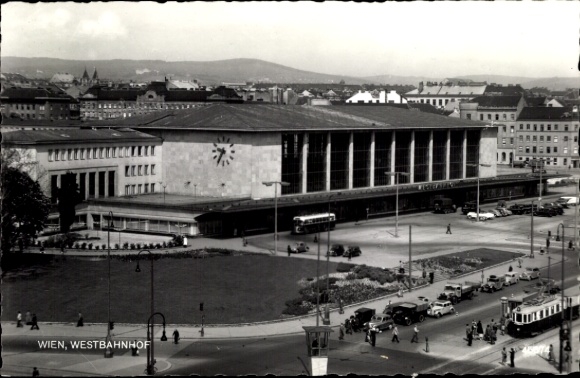Postcard Vienna XV. Rudolfsheim Fünfhaus, Westbahnhof