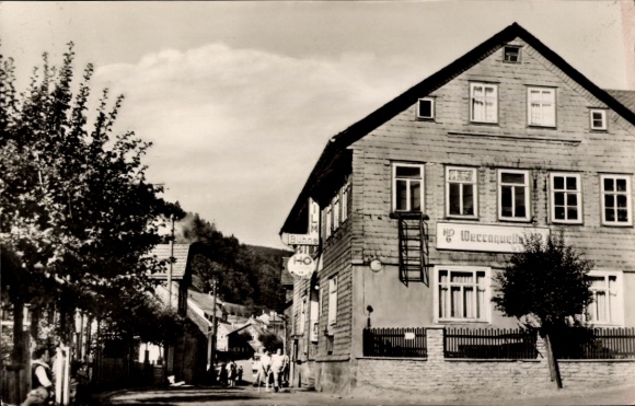 Postcard Fehrenbach Masserberg in Thuringia, historic wooden house, trees, small street, no people