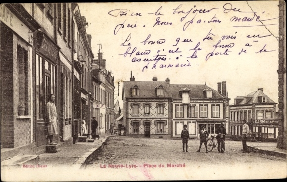 Postcard La Neuve Lyre Eure, Market Square