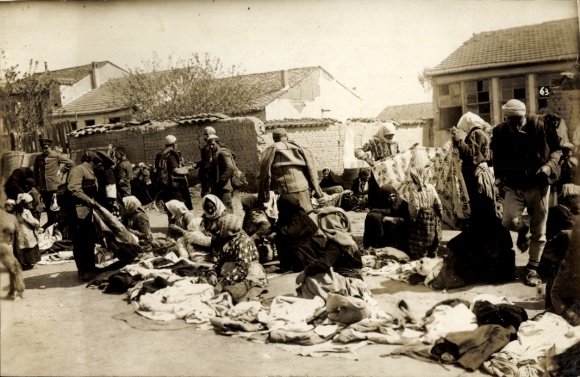 Photo Postcard Prilep Macedonia, street vendor, theater of war WWI