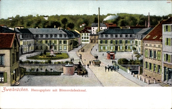 Picture PC Zweibrücken in the Palatinate, Herzogsplatz, Bismarck monument, buildings, city view