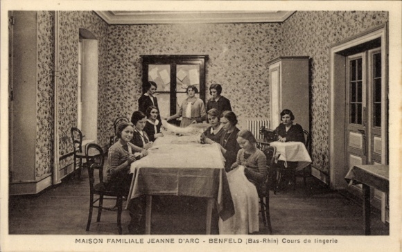 Postcard Benfeld Alsace Bas Rhin, Family House of Joan of Arc, Lingerie Course