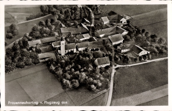 Postcard Jakobneuharting Frauenneuharting Upper Bavaria, aerial view of rural surroundings, farmhouses