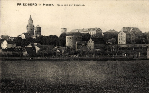 Postcard Friedberg in Hesse, Friedberg, Castle of the Seewiese, historical architecture, rural l...
