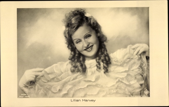 Postcard actress Lilian Harvey, portrait, ruffled dress