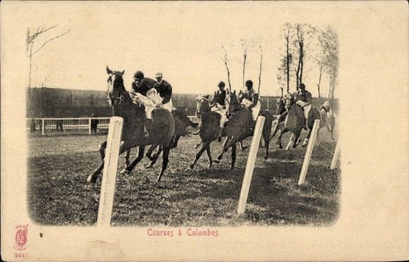 Postcard Colombes Hauts de Seine, horse racing in Colombes with several jockeys on horses