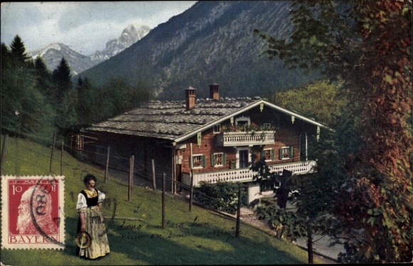 Ak Oberstdorf im Oberallgäu, Berglandschaft, Frau in Tracht