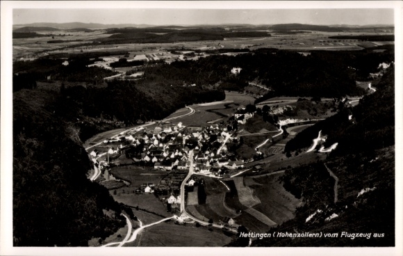 Ak Hettingen in Hohenzollern, Luftbild von Hettingen, ländliche Umgebung, 