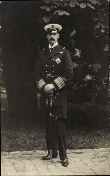 Ak König Haakon VII. von Norwegen, Portrait in Uniform