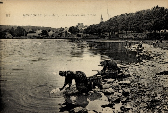 Postcard Huelgoat Finistère, discs by the lake