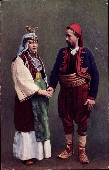 PC Bosnia-Herzegovina, couple in traditional costumes