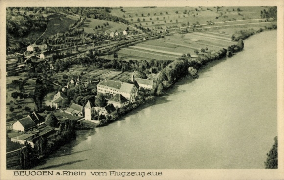 Ak Beuggen Rheinfelden in Baden, Luftaufnahme der Landschaft, Rheinfluss, Gebäude, Bäume, Felder