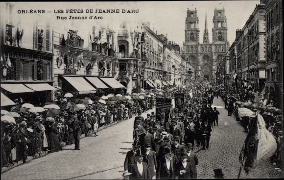 Postcard Orléans Loiret, The Joan of Arc Festivals, Rue Jeanne d&#39;Arc