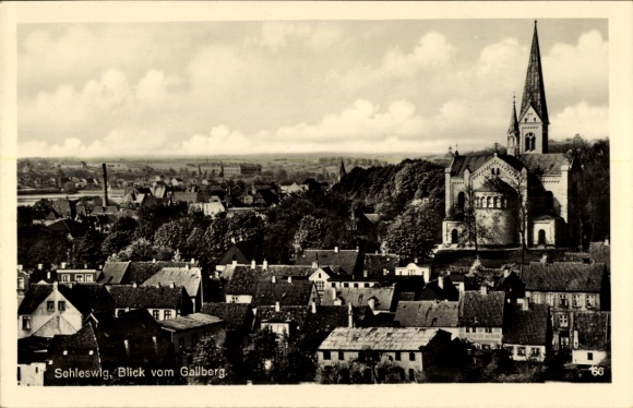 Ak Schleswig aan de Schlei, uitzicht vanaf Gallberg, kerk, oude gebouwen, landschap, zwart-witfoto