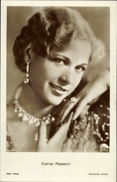 Ak Schauspielerin Esther Ralston, Schmuck, Portrait