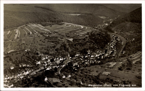 Ak Weidenthal in der Pfalz, Fliegeraufnahme