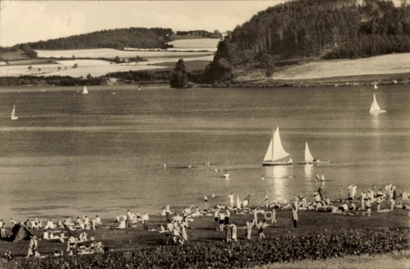 Postcard Pirk Burgstein Weischlitz in Vogtland, Elster Dam, beach